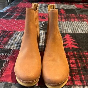 Frye & Co, Odessa Clog Booties